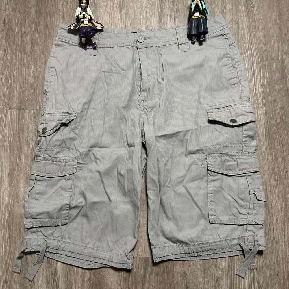 Grey Carbon Cargo Shorts, Men's Size 36 — Utility Style, Like New